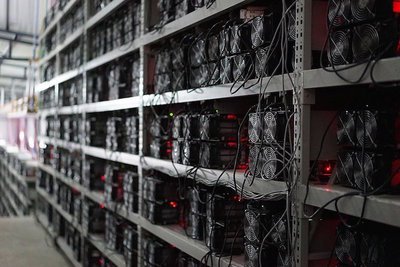Hosting mining machines at a professional Litecoin mining farm