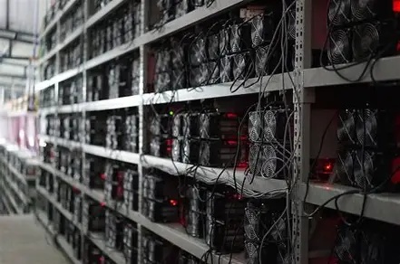 Large-scale Bitcoin mining farm utilizing renewable energy