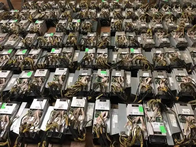 Efficiency of mining rigs through electricity management